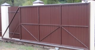 Купить откатные ворота из профнастила Щелково, цена от 1772 руб.