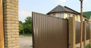 Купить откатные ворота из профнастила Щелково, цена от 1772 руб.